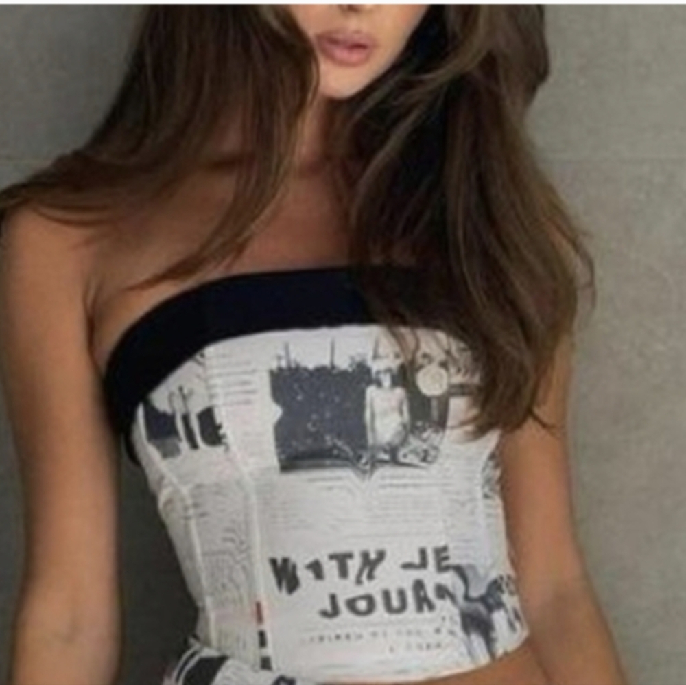 WITH JEAN Carla Corset Top In Read All About It Newspaper Graphic Print Size XS